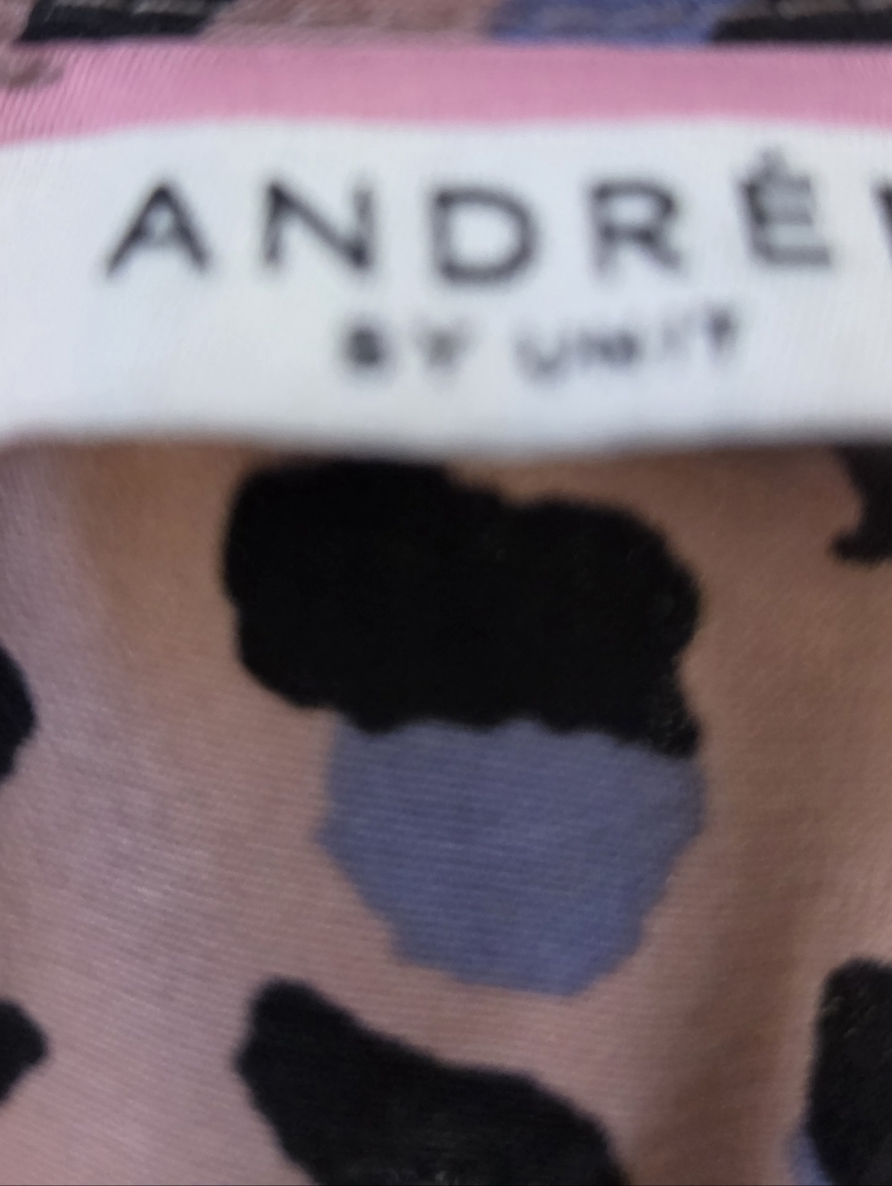 Andre'e by Unit Paisley & Leopard Print Blouse, Balloon Sleeves Size Medium - Picture 10 of 11